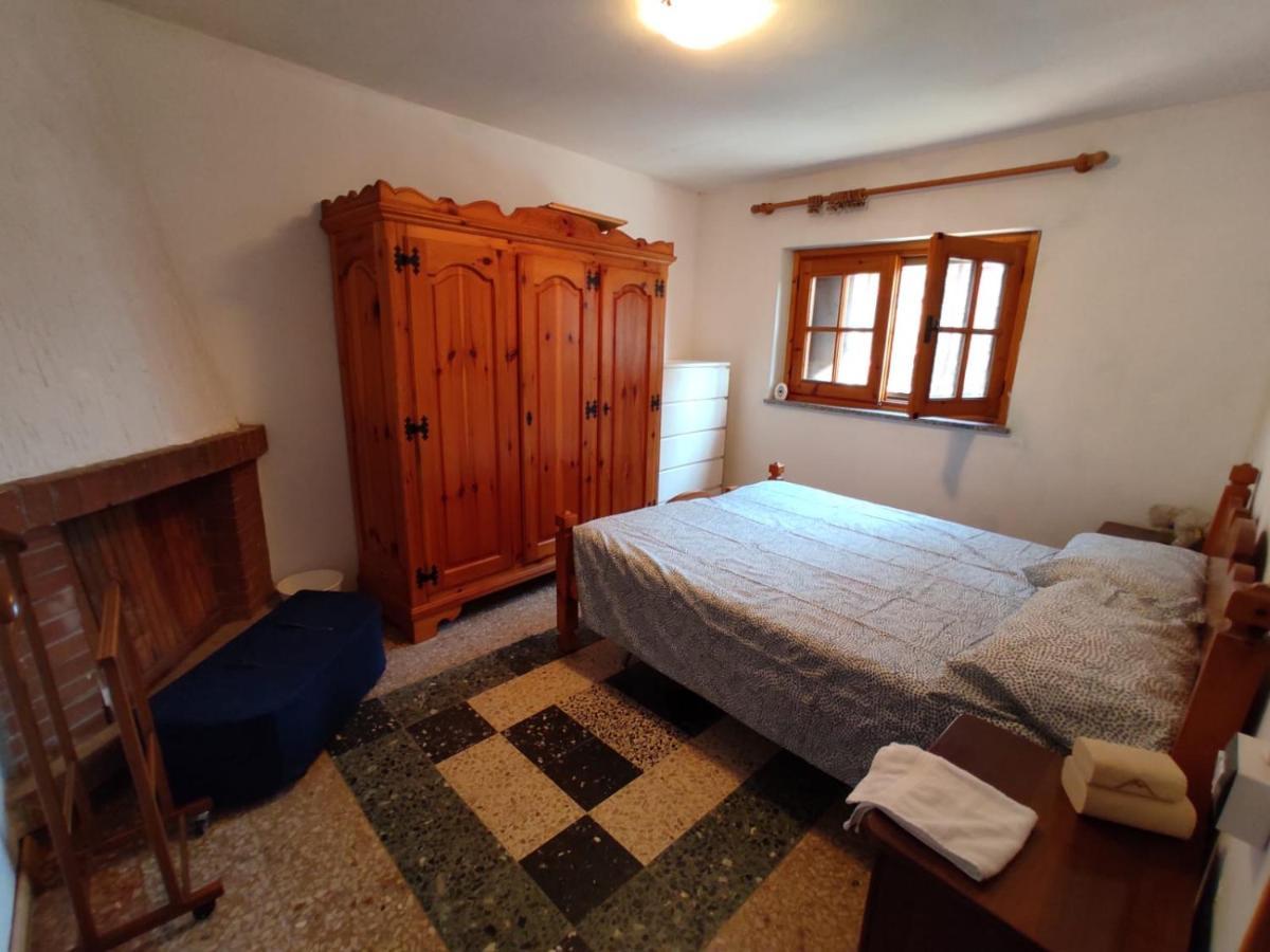 Appartamento Con Giardino Privato. Rubiana Bagian luar foto